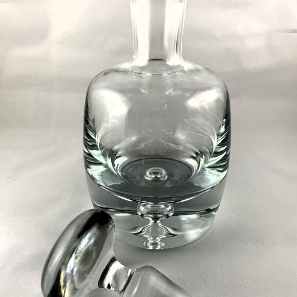 Large Vintage Decanter w/ Stopper – Thick Rounded Glass, Unique Bubble Design - Picture 2 of 4